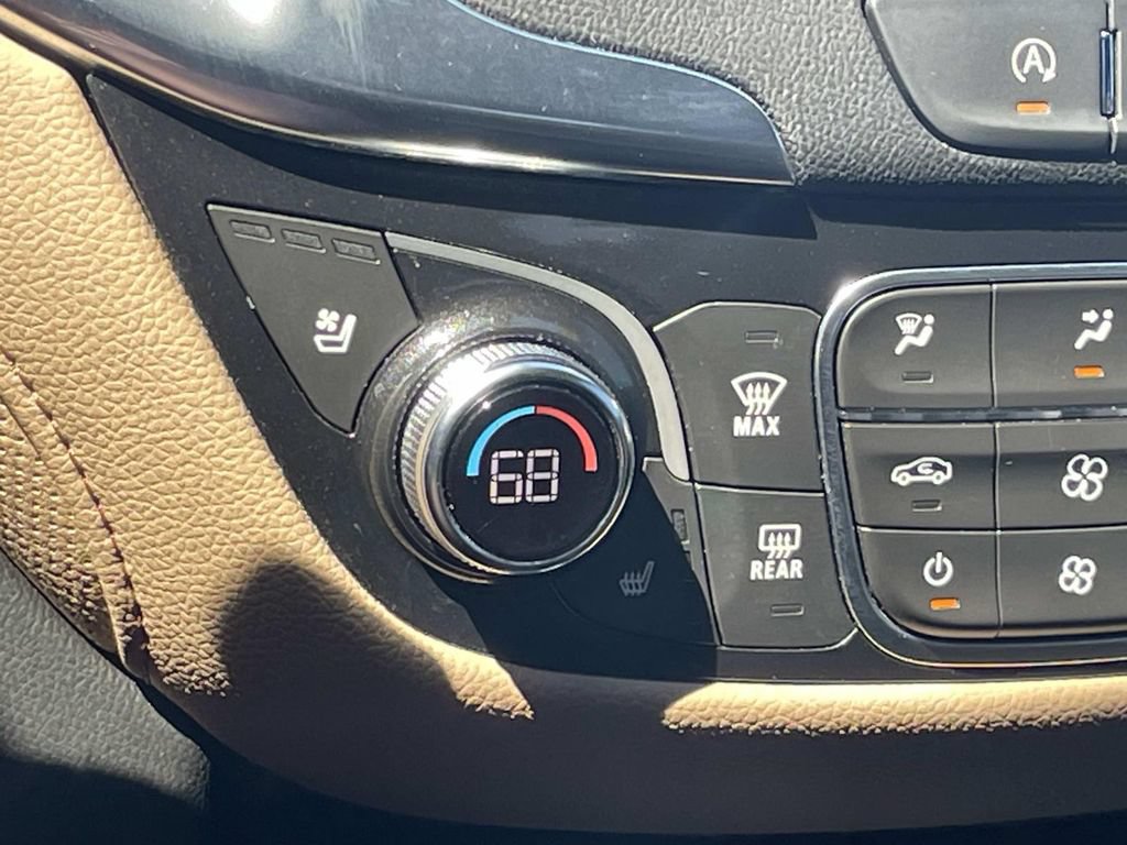 Used 2022 Chevrolet Equinox Premier FWD image 22