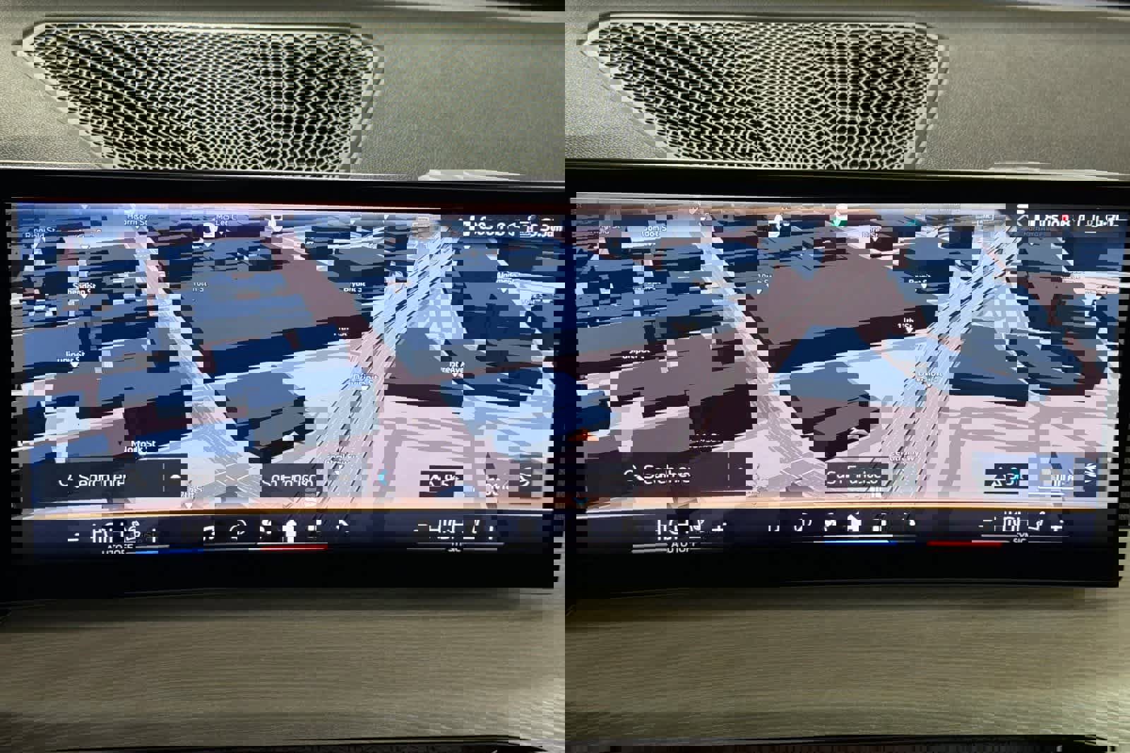 Used 2025 BMW 330i Sedan w/ Convenience Package image 18