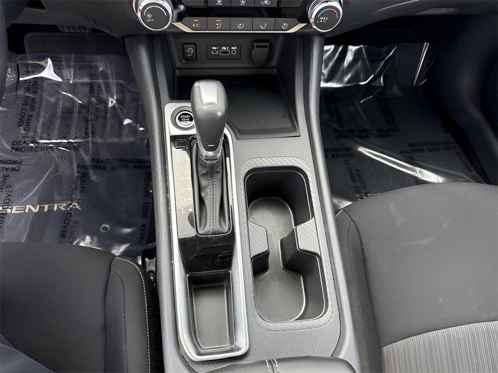 Used 2024 Nissan Sentra SV image 21