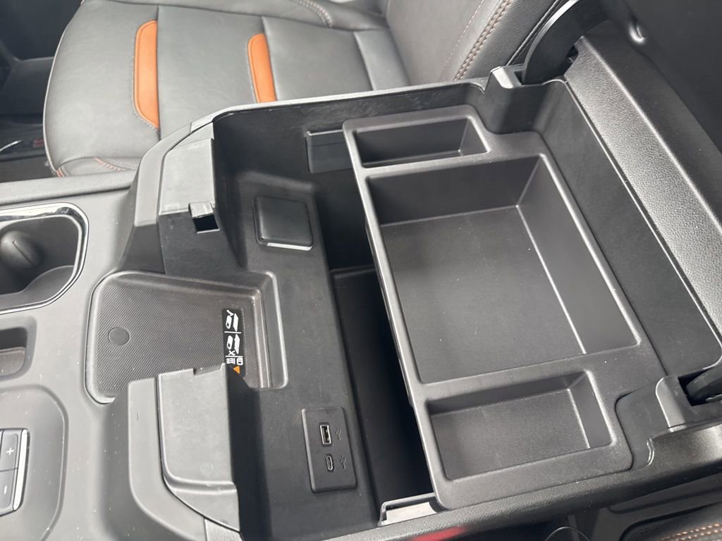 Used 2023 GMC Sierra 1500 AT4 w/ Technology Package image 32