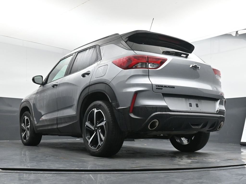 Used 2023 Chevrolet TrailBlazer RS w/ Sun and Liftgate Package image 21