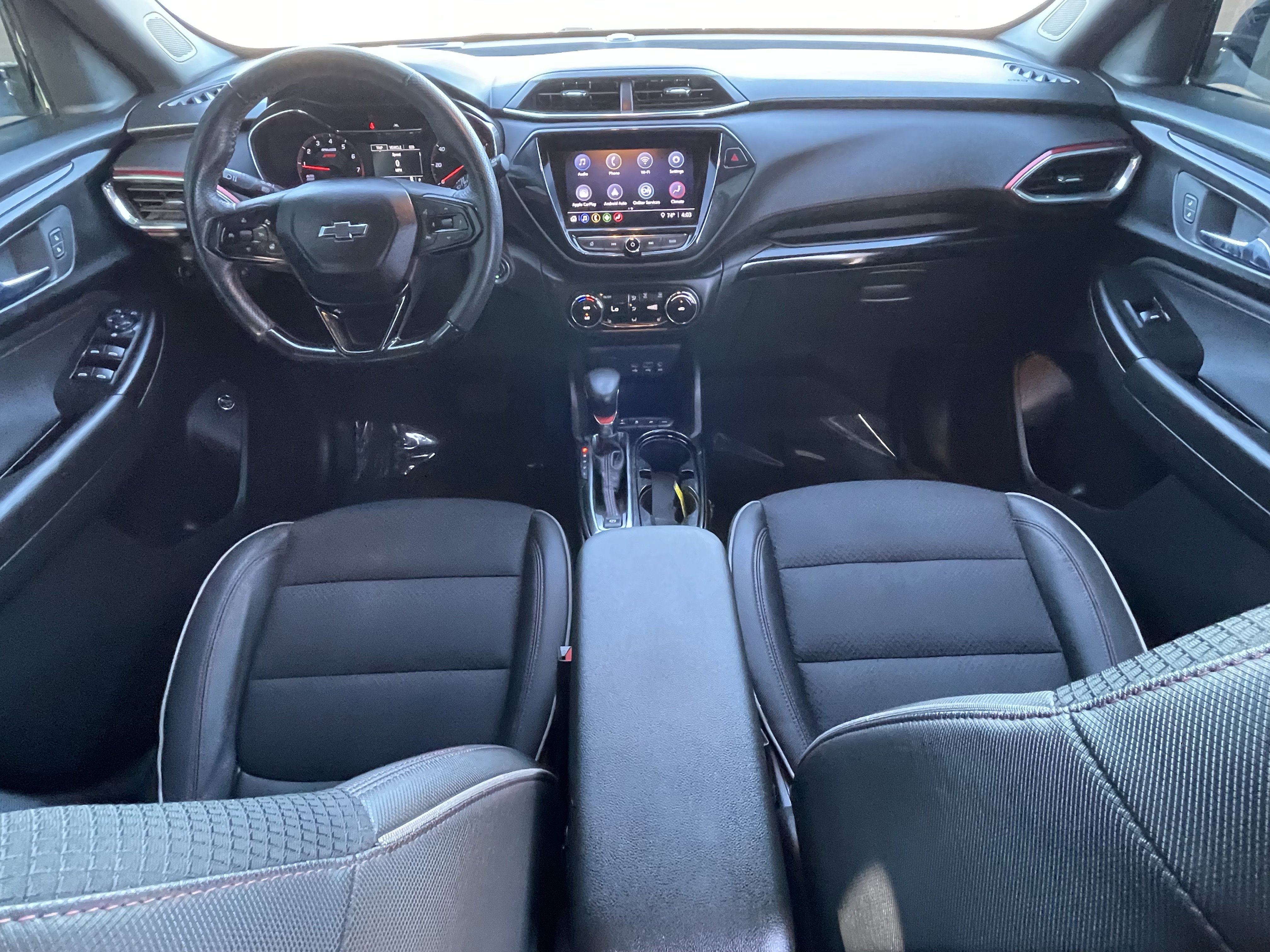 Used 2023 Chevrolet TrailBlazer RS w/ Sun and Liftgate Package image 10