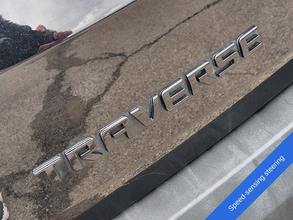 Used 2021 Chevrolet Traverse RS w/ LPO, Floor Liner Package FWD image 19