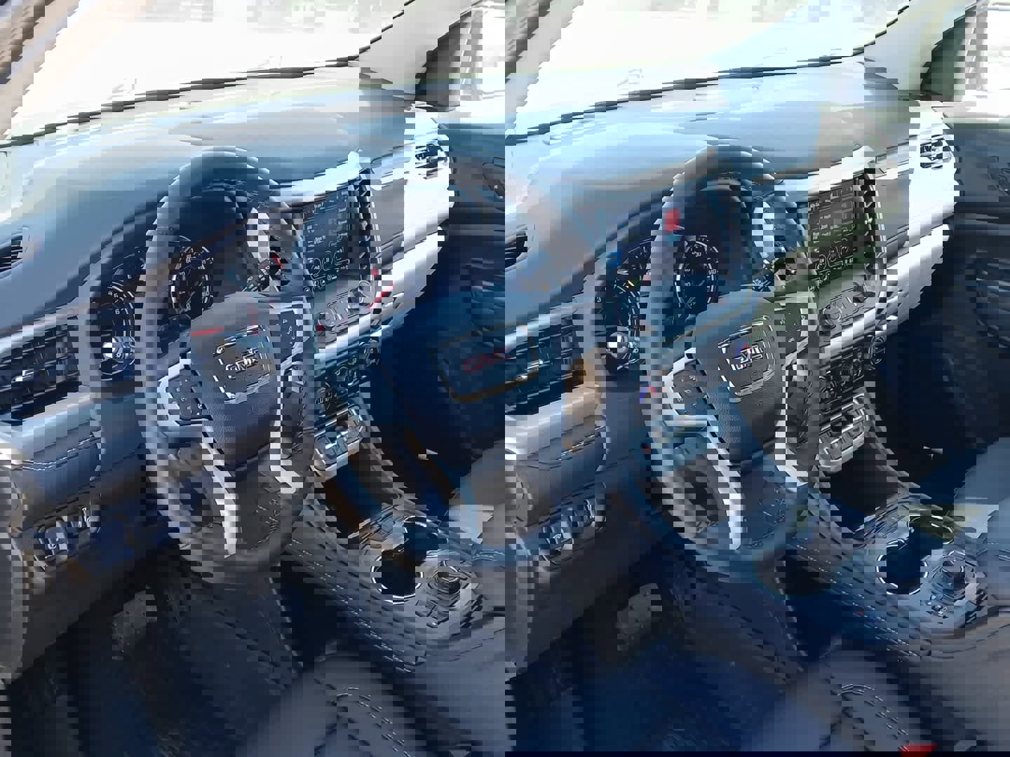 Used 2023 GMC Acadia SLT w/ Preferred Package image 20