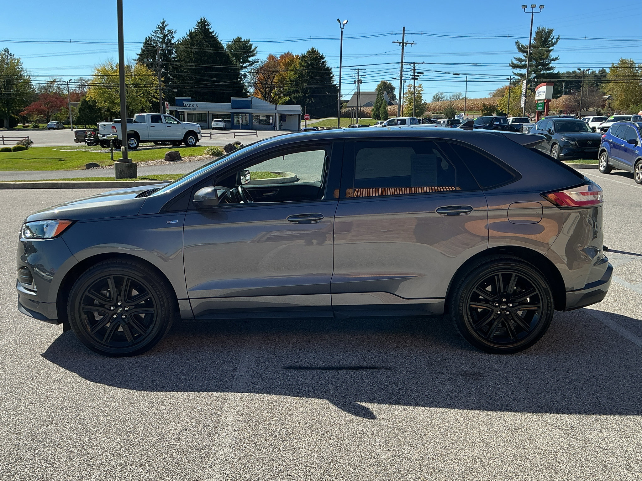 Used 2021 Ford Edge ST-Line AWD/4WD image 6