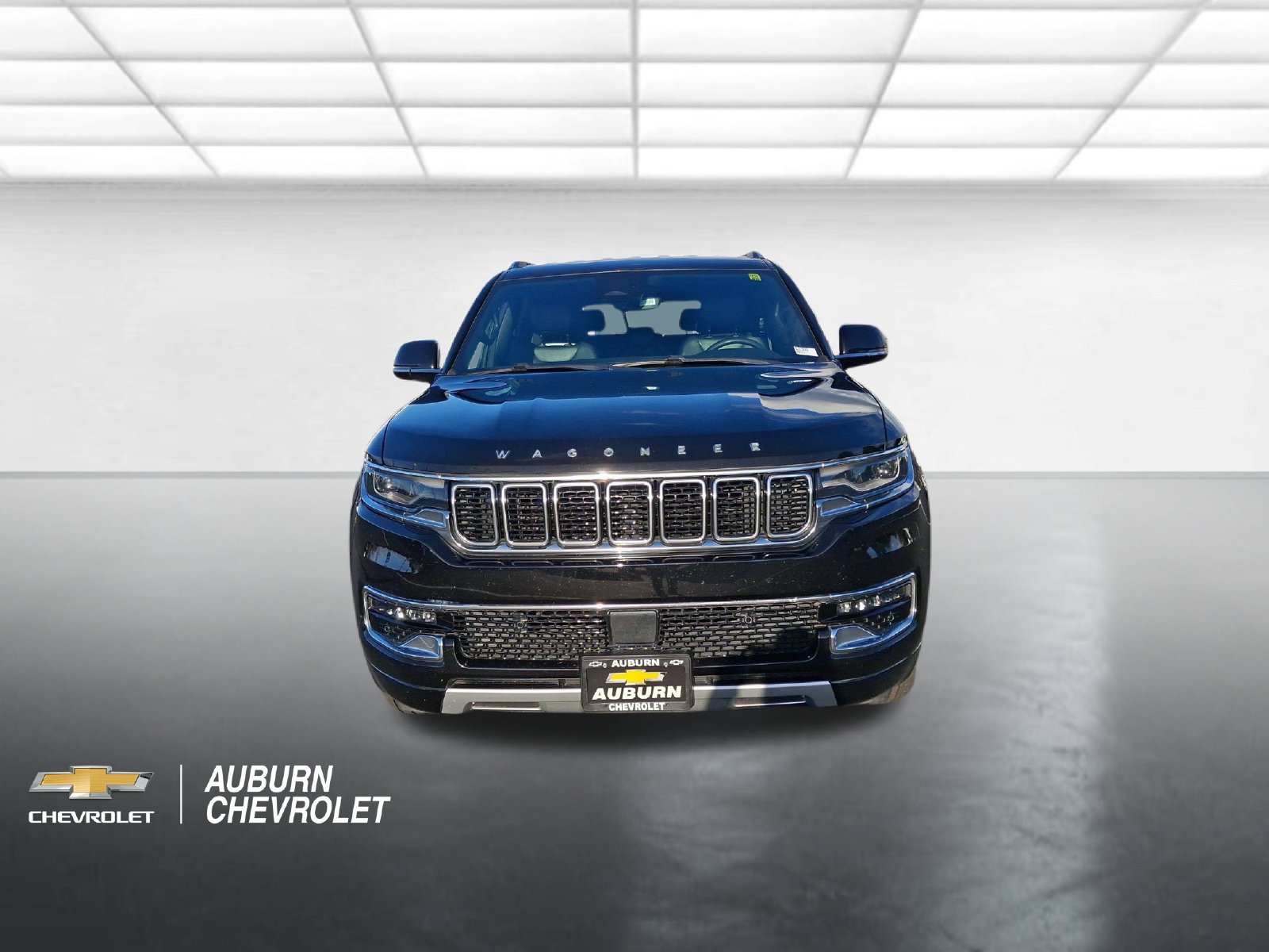 Used 2024 Jeep Wagoneer L Series II AWD/4WD image 8
