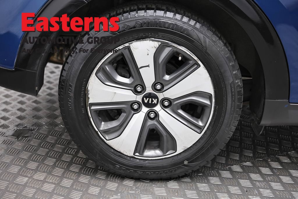 Used 2019 Kia Niro LX image 31