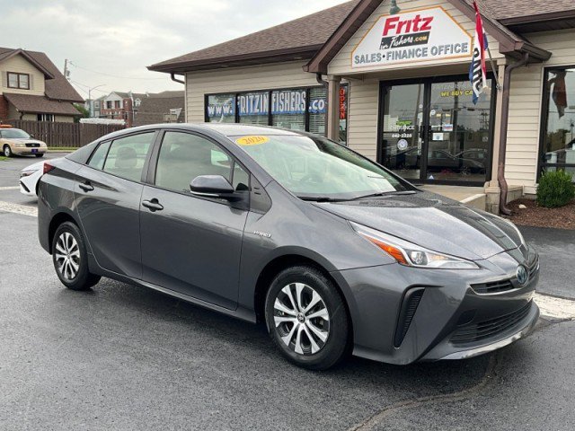 Used 2020 Toyota Prius L Eco FWD image 31