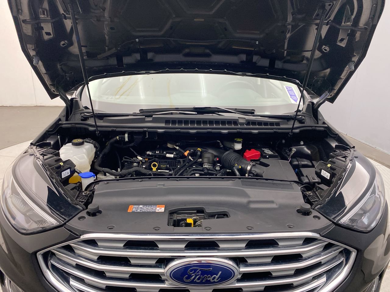 Used 2022 Ford Edge SEL w/ Convenience Package AWD/4WD image 11