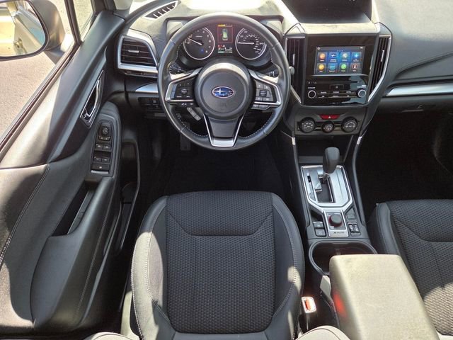 Used 2023 Subaru Forester Premium image 12