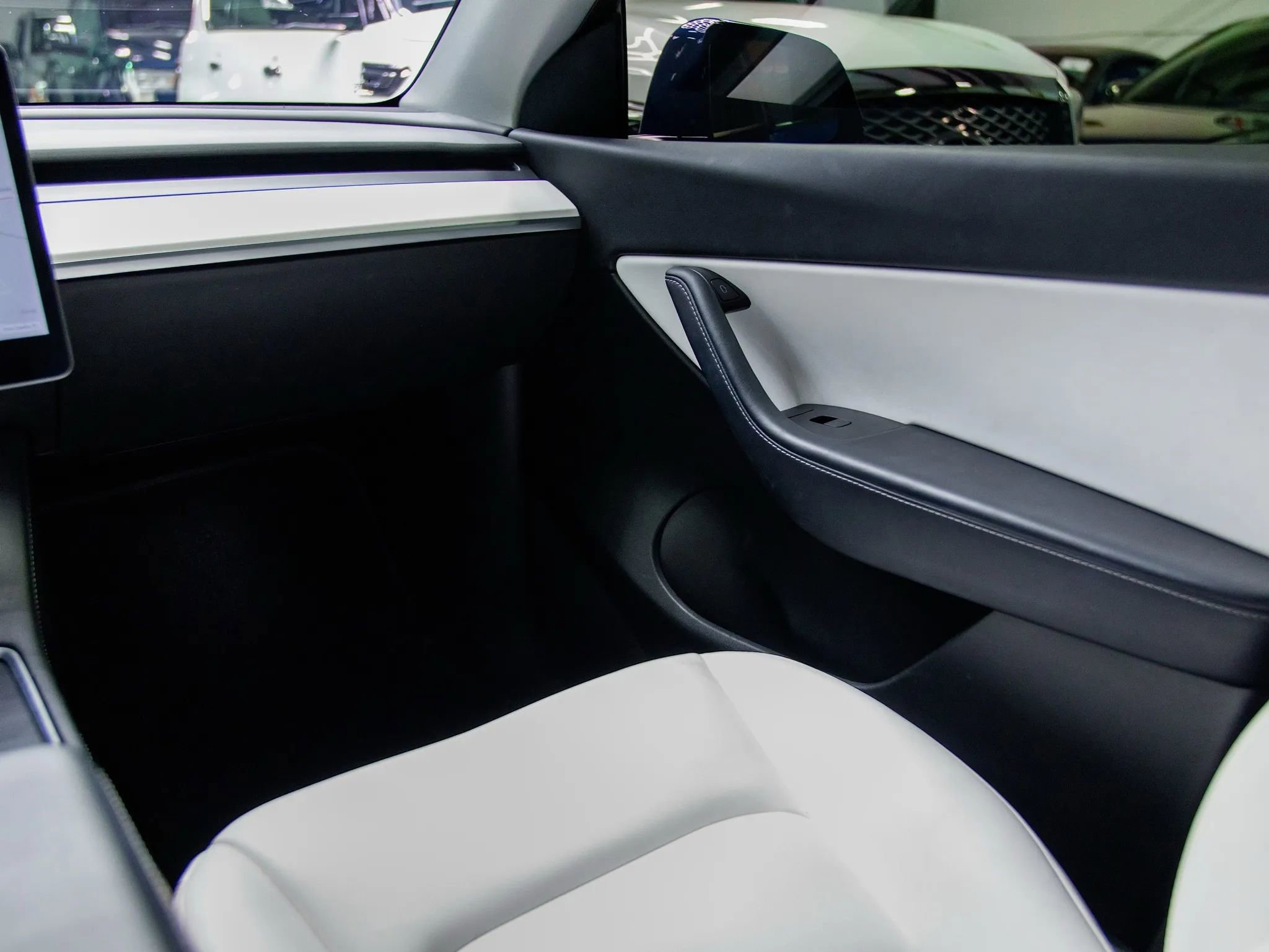 Used 2022 Tesla Model Y Performance image 35