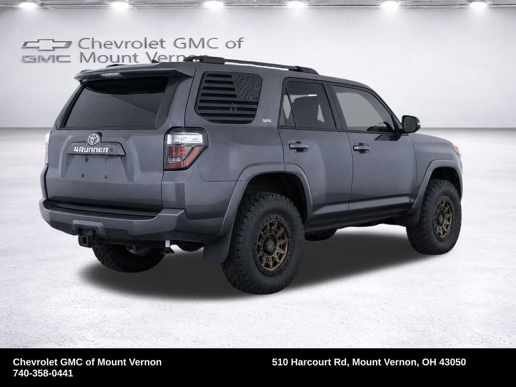 Used 2022 Toyota 4Runner SR5 Premium w/ Moonroof Package AWD/4WD image 4