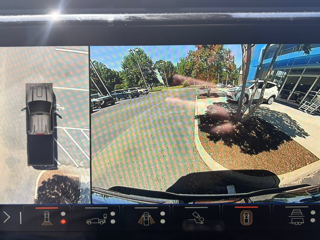 Used 2025 GMC Sierra 2500 AT4 AWD/4WD image 10