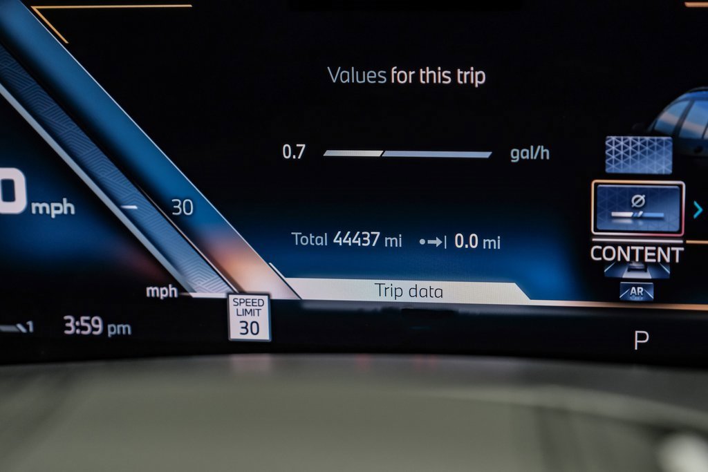 Used 2024 BMW ALPINA XB7 image 20