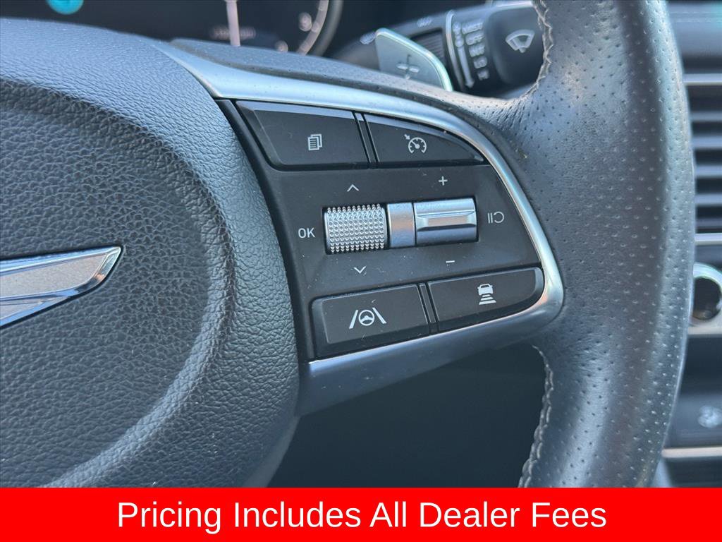 Used 2022 Genesis G70 2.0T RWD image 18