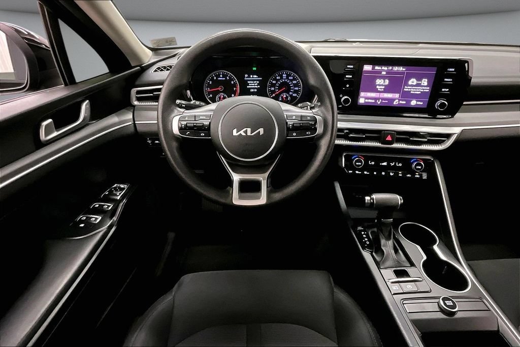 Used 2022 Kia K5 LXS FWD image 8