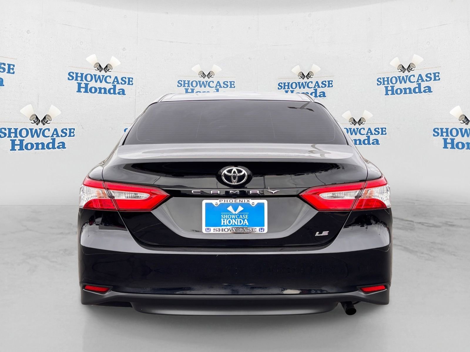 Used 2018 Toyota Camry LE FWD image 7