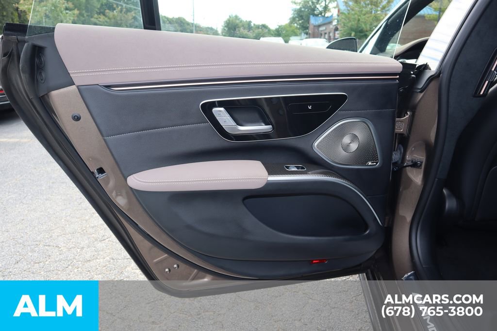 Used 2023 Mercedes-Benz EQS AMG 4MATIC w/ Trim Level Package image 24