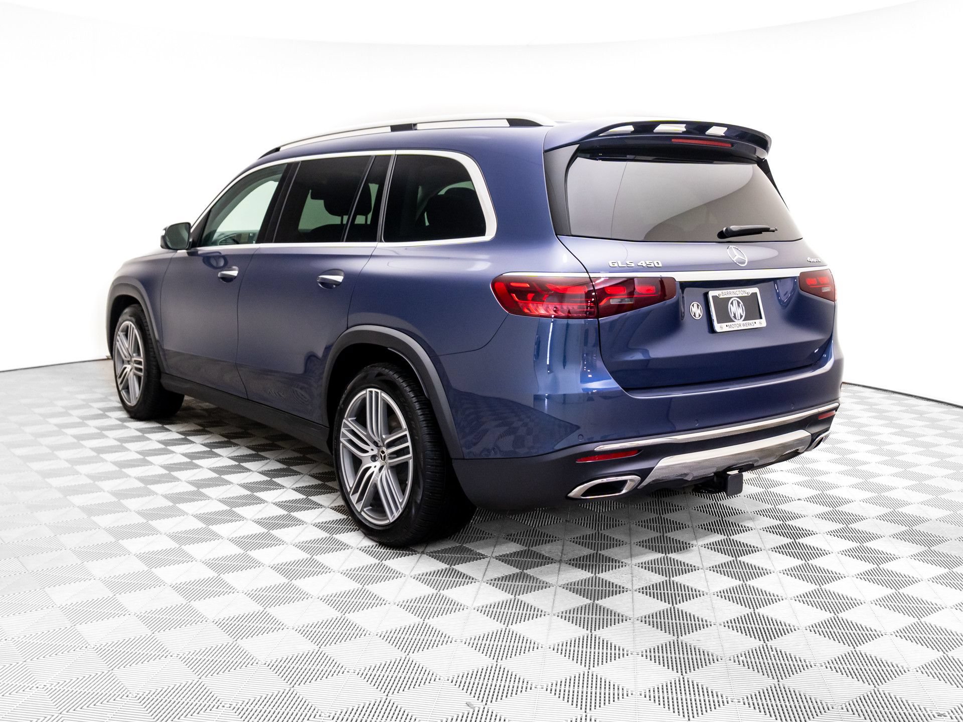 New 2026 Mercedes-Benz GLS 450 4MATIC image 3