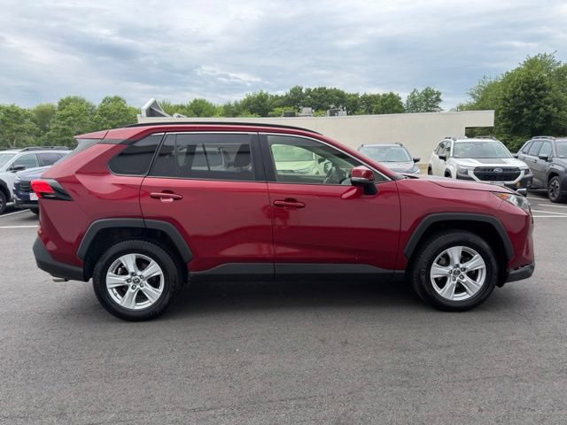 Used 2019 Toyota RAV4 XLE AWD/4WD image 4