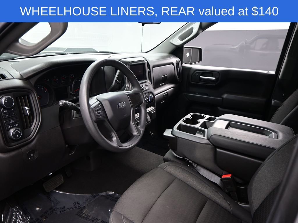 Used 2024 Chevrolet Silverado 1500 Custom Trail Boss w/ Dark Appearance Package image 8