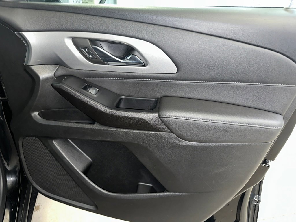 Certified 2023 Chevrolet Traverse LT image 34