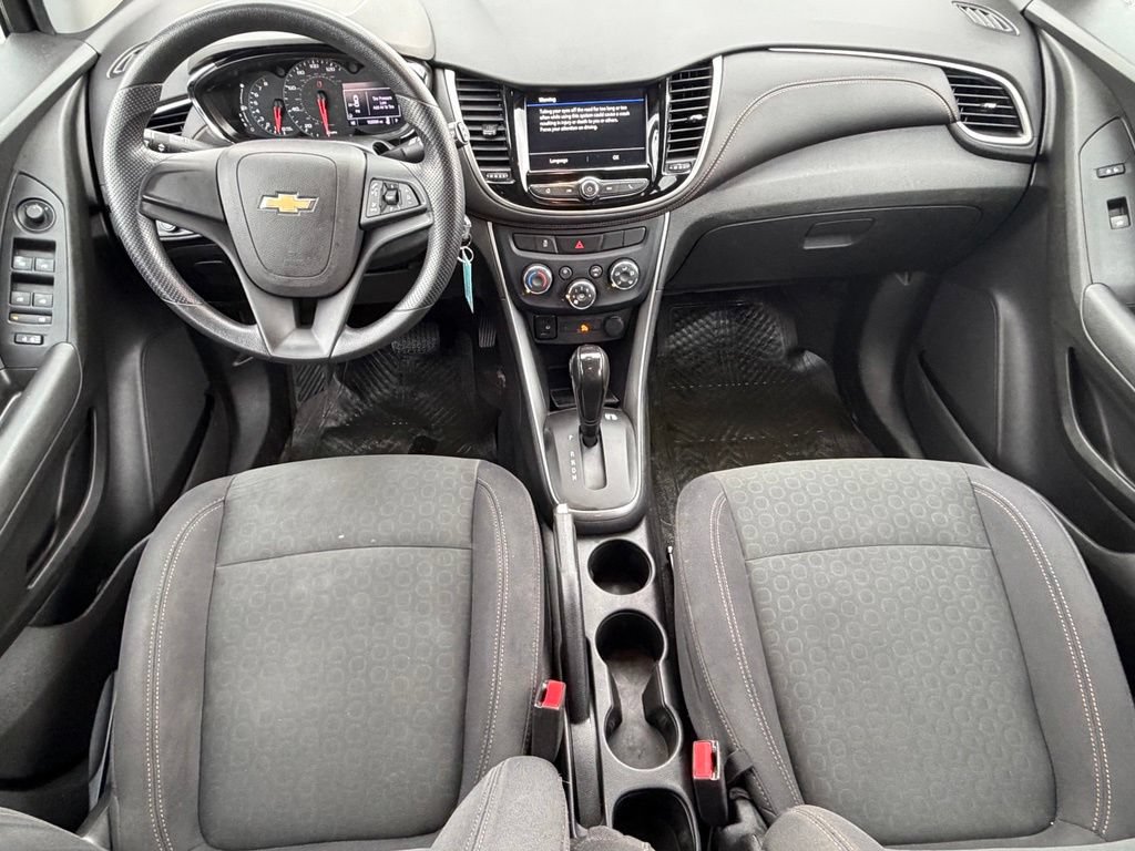 Used 2019 Chevrolet Trax LS w/ Air And Auto Package FWD image 11