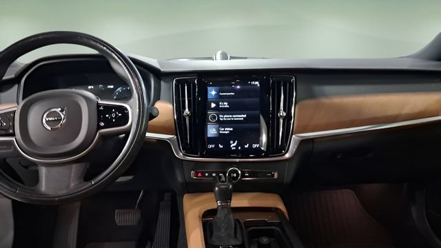 Used 2017 Volvo S90 T6 Inscription w/ Vision Package AWD/4WD image 9