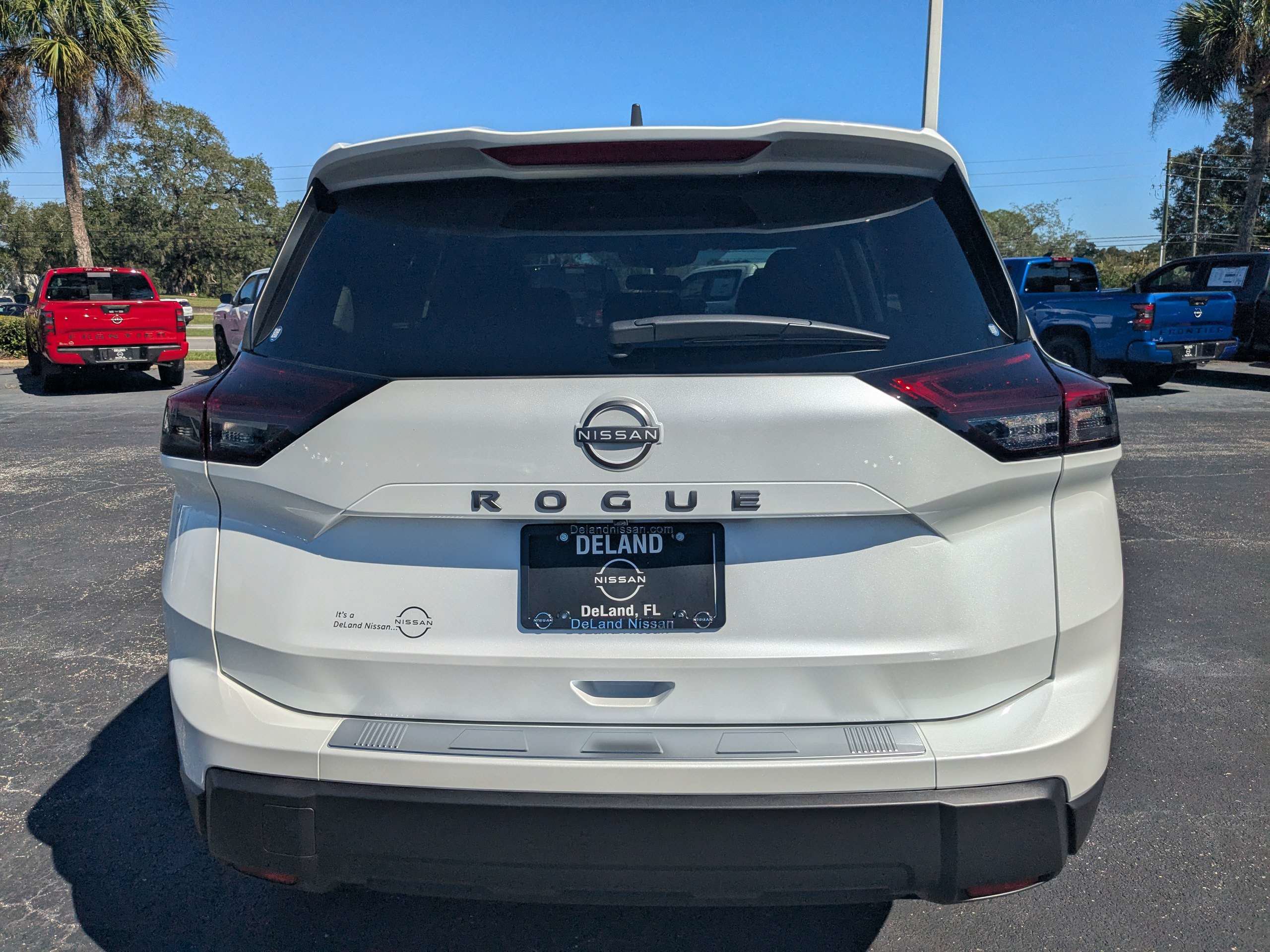 New 2026 Nissan Rogue SV FWD image 5