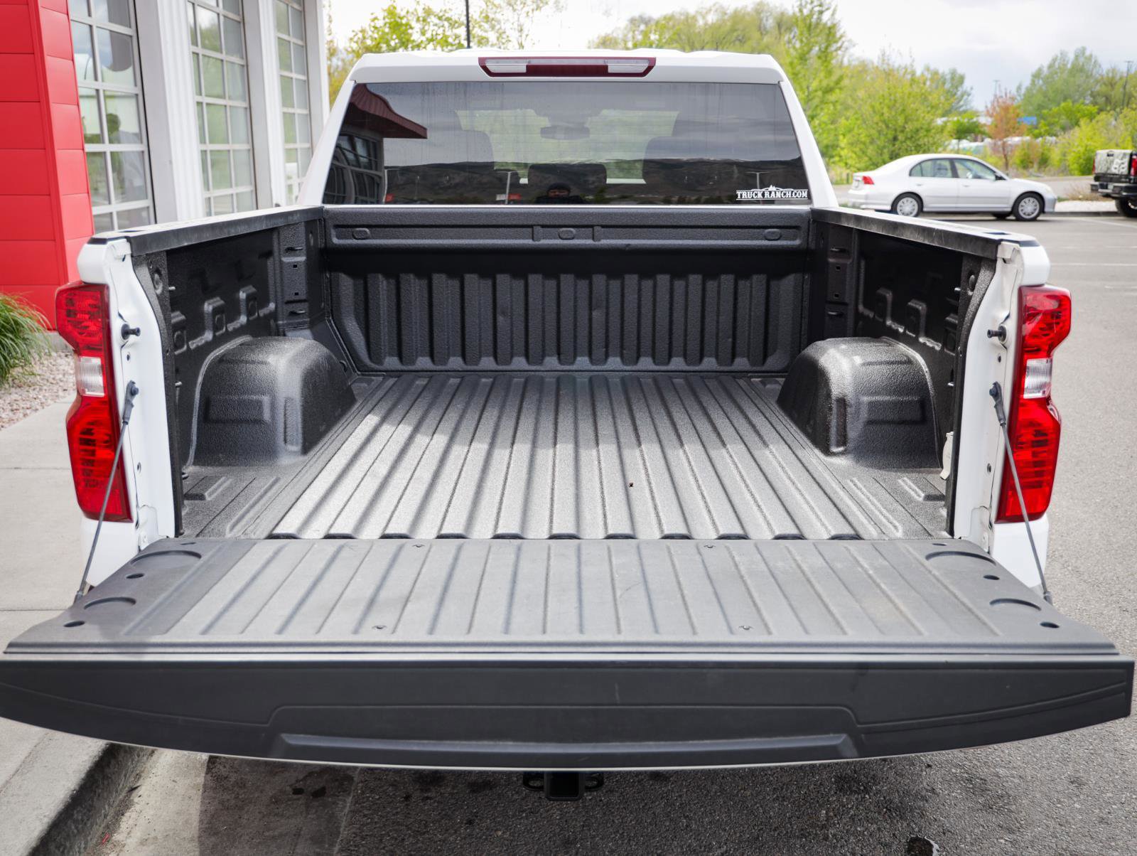 Used 2023 Chevrolet Silverado 1500 LT w/ Work Truck Package AWD/4WD image 5