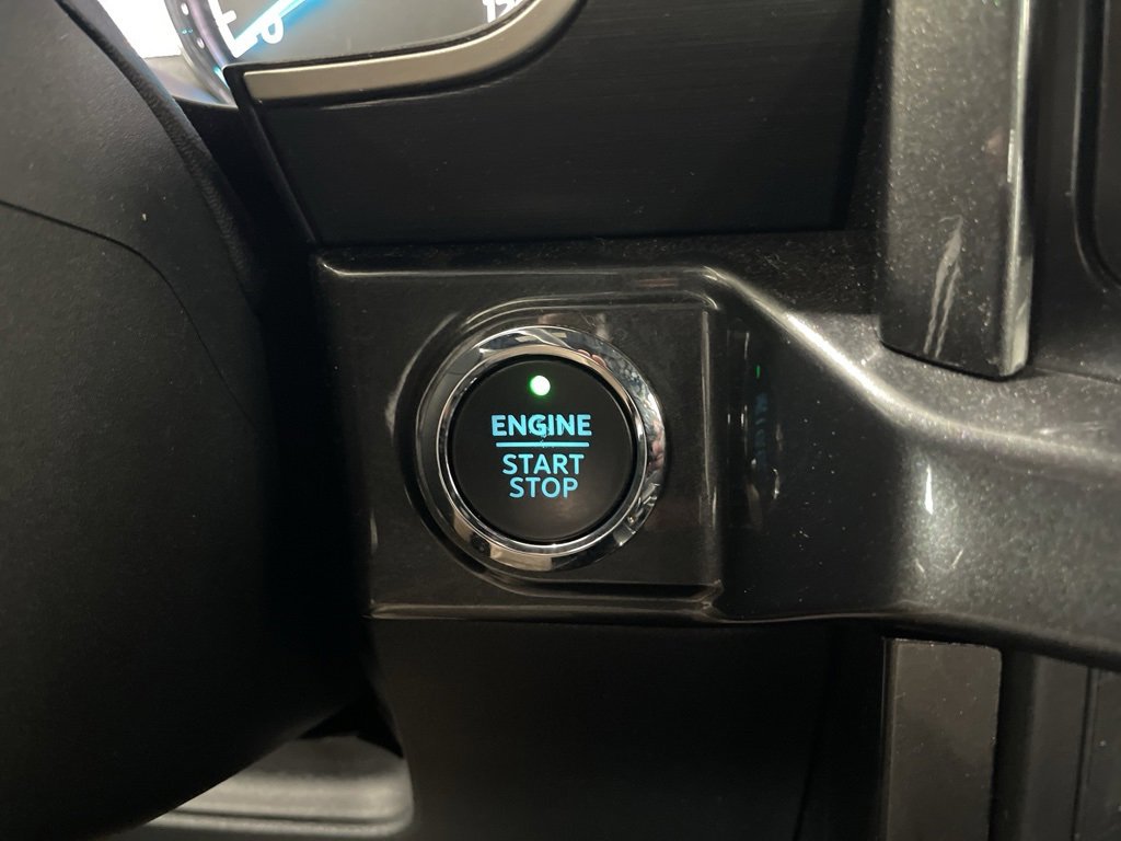 Certified 2022 Ford F150 XLT w/ Equipment Group 302A High image 18