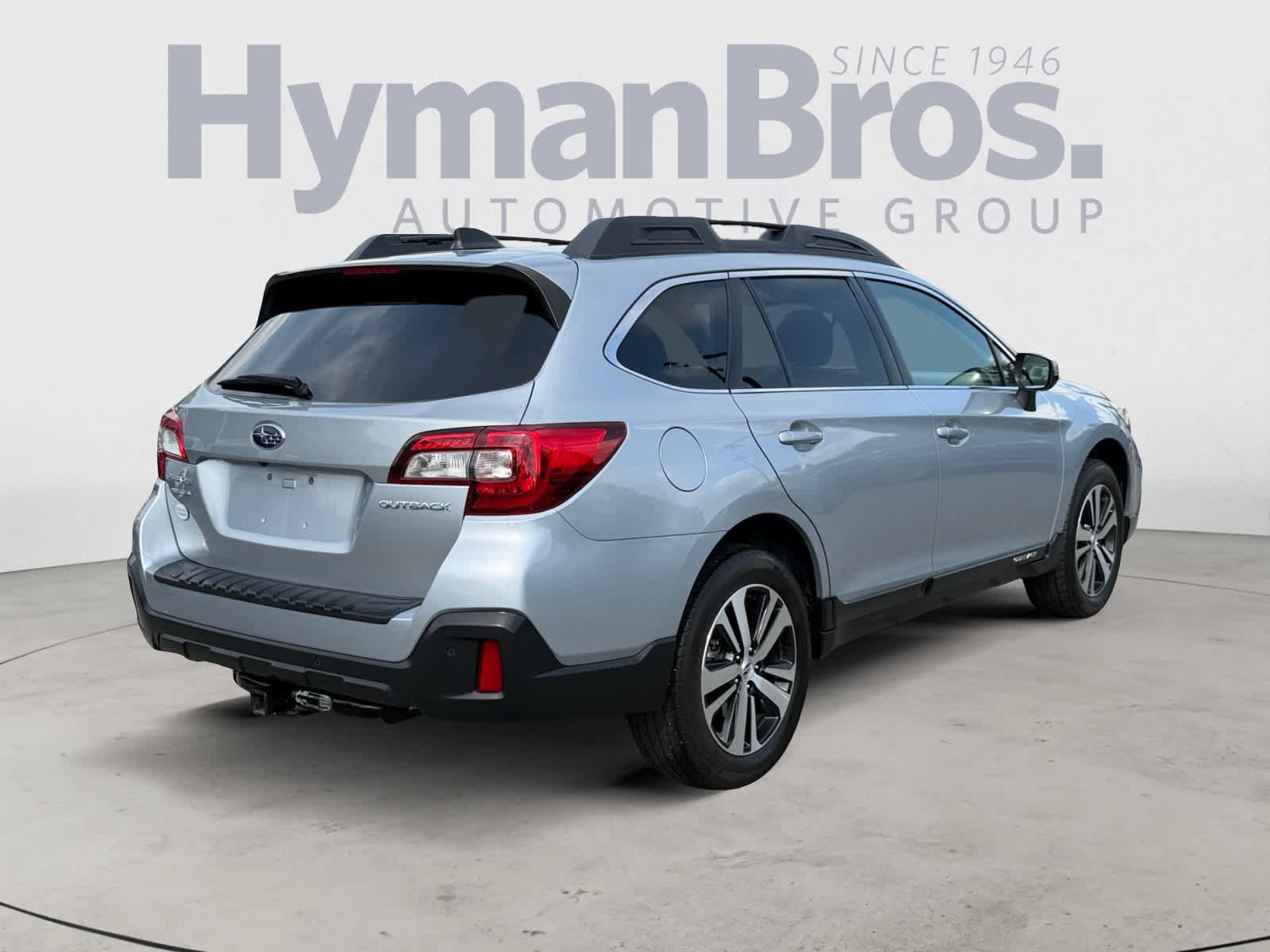 Used 2019 Subaru Outback 2.5i Limited AWD/4WD image 3