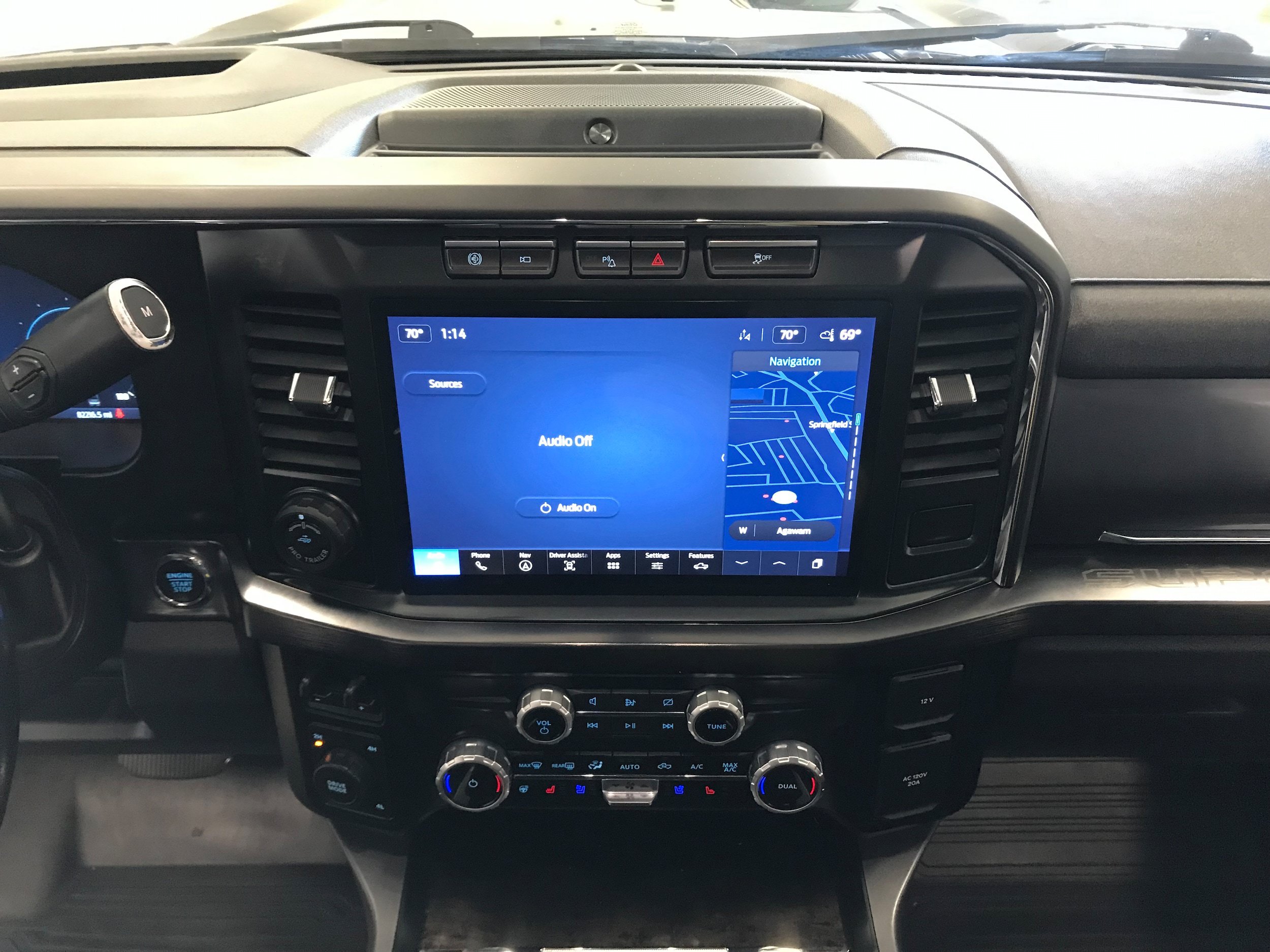 Used 2023 Ford F350 Lariat w/ Lariat Ultimate Package AWD/4WD image 25
