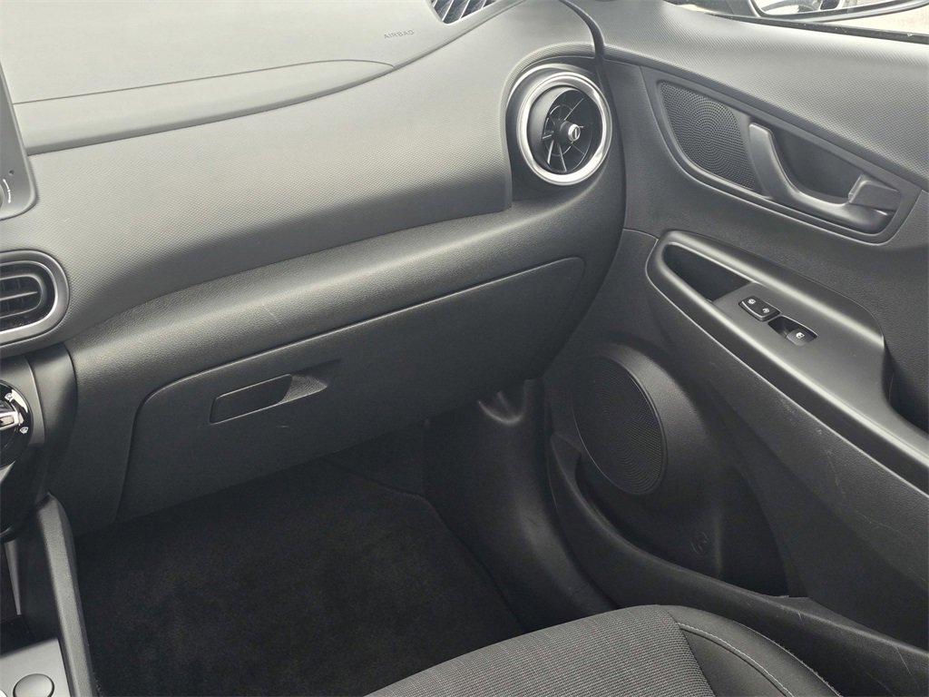 Used 2023 Hyundai Kona SEL image 18