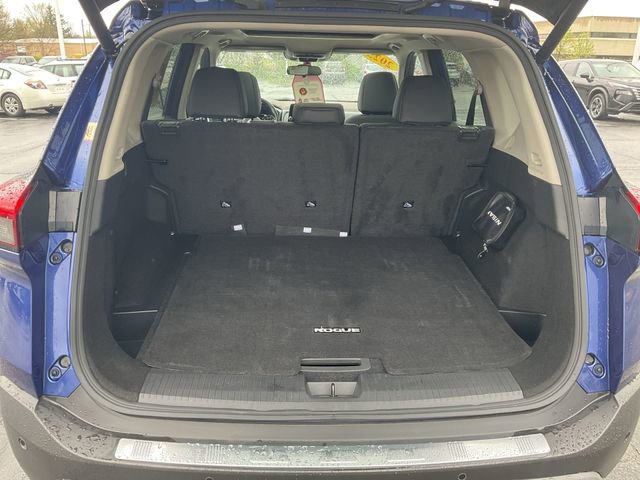 Certified 2023 Nissan Rogue SV w/ SV Premium B Package AWD/4WD image 34