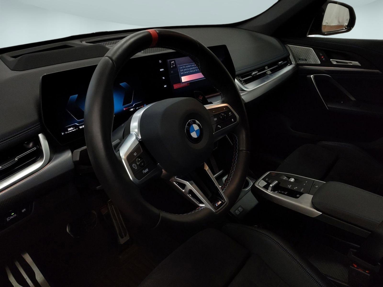 Certified 2025 BMW X1 M35i w/ Premium Package image 4