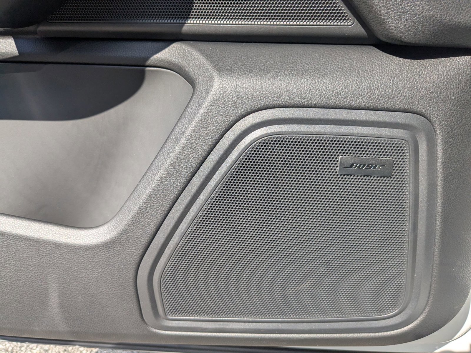 Certified 2026 Porsche Macan image 13