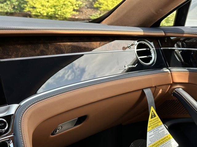 New 2024 Bentley Flying Spur W12 image 30