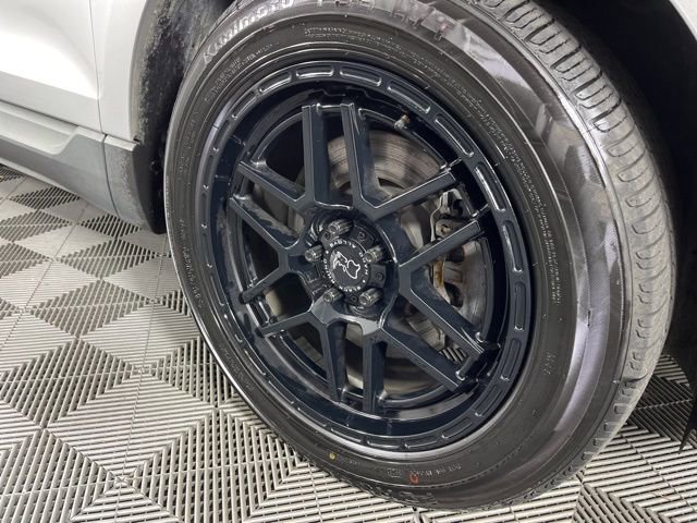 Used 2015 Ford Edge Titanium image 14