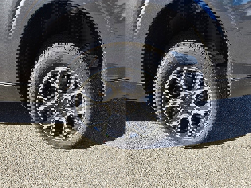 New 2025 Ford Maverick Lariat image 9