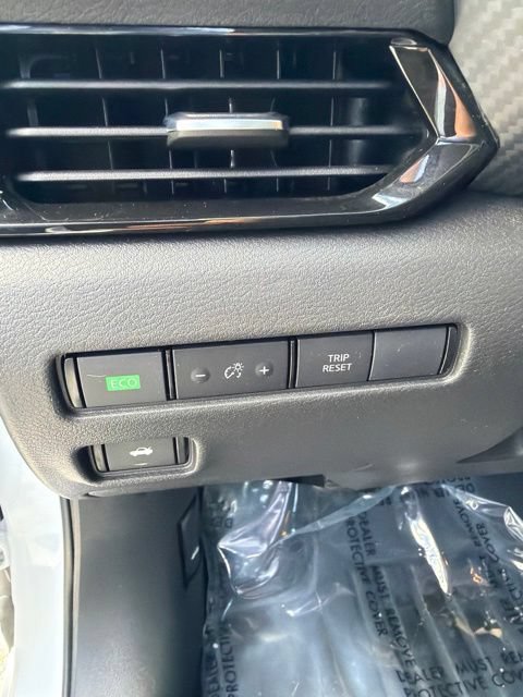 Certified 2025 Nissan Sentra SV FWD image 20