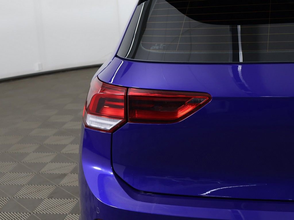 Used 2024 Volkswagen Golf R AWD/4WD image 18