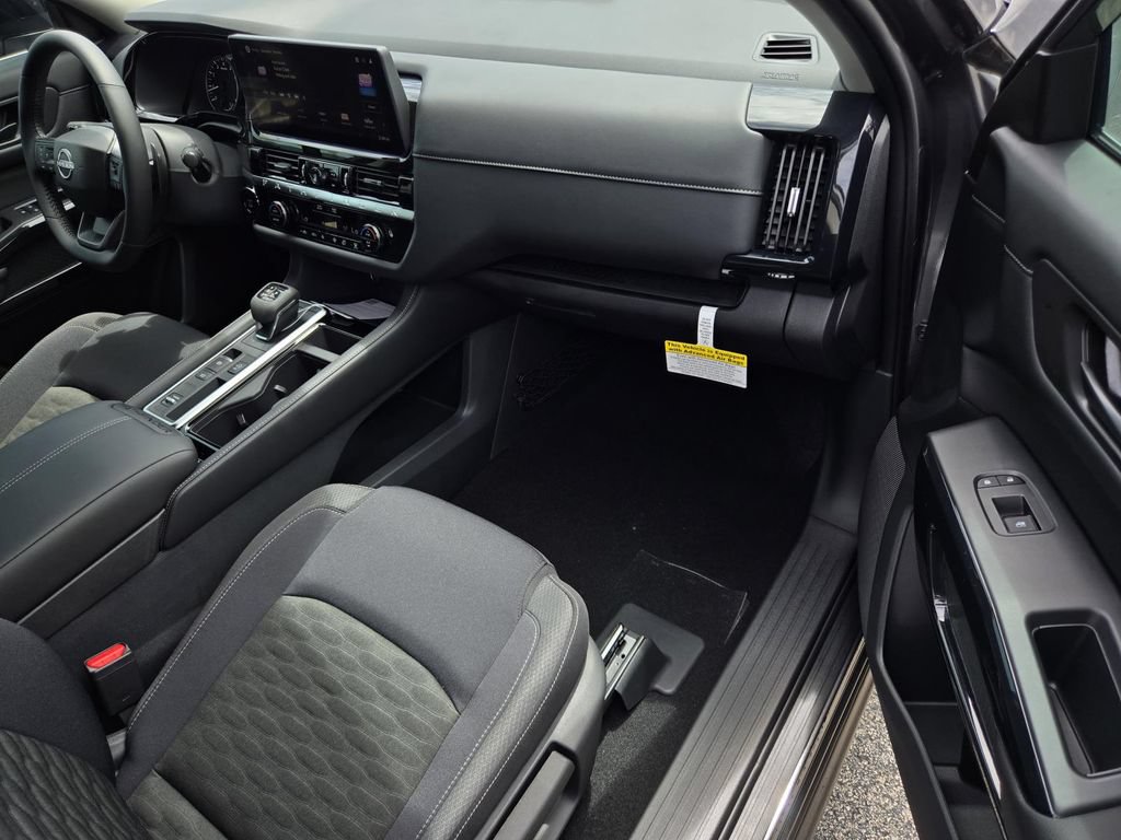 New 2026 Nissan Pathfinder SV FWD image 7