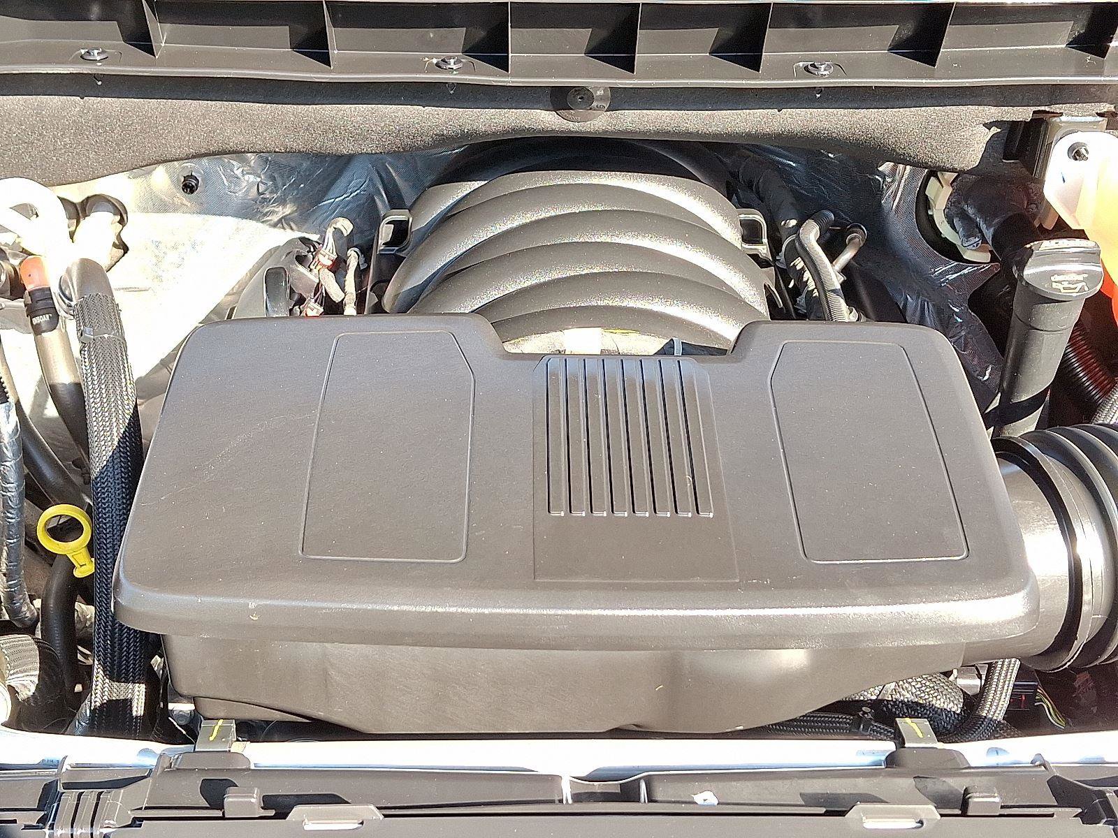Used 2024 Chevrolet Suburban Premier w/ Advanced Technology Package image 33