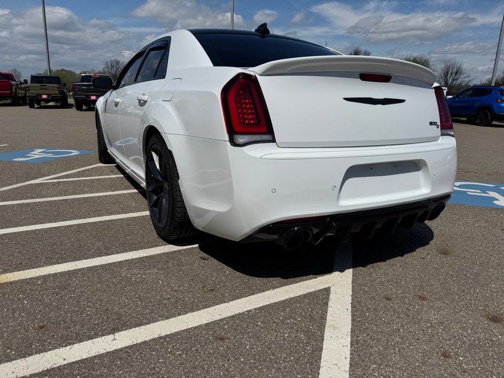 Used 2023 Chrysler 300 C image 8