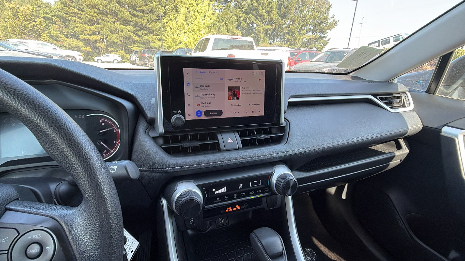 Used 2023 Toyota RAV4 LE FWD image 31