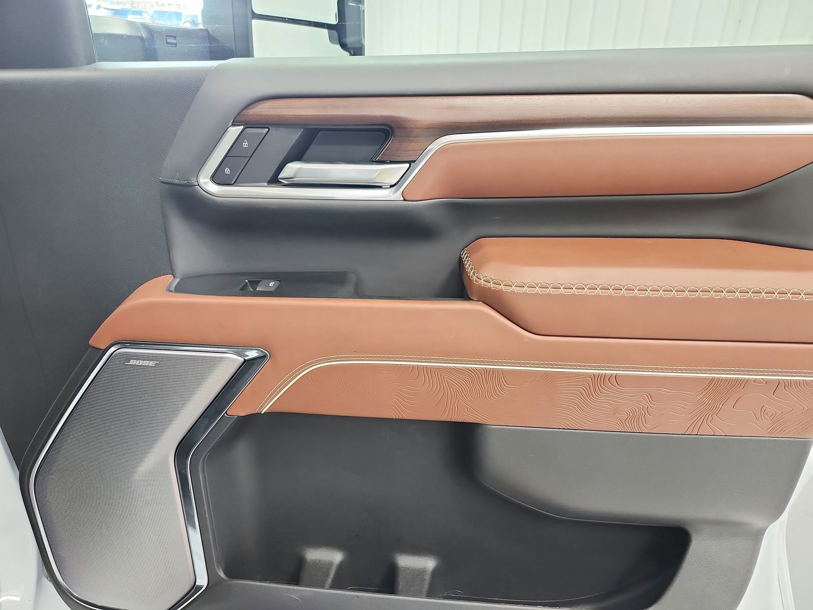 Used 2026 GMC Sierra 2500 Denali Ultimate image 48