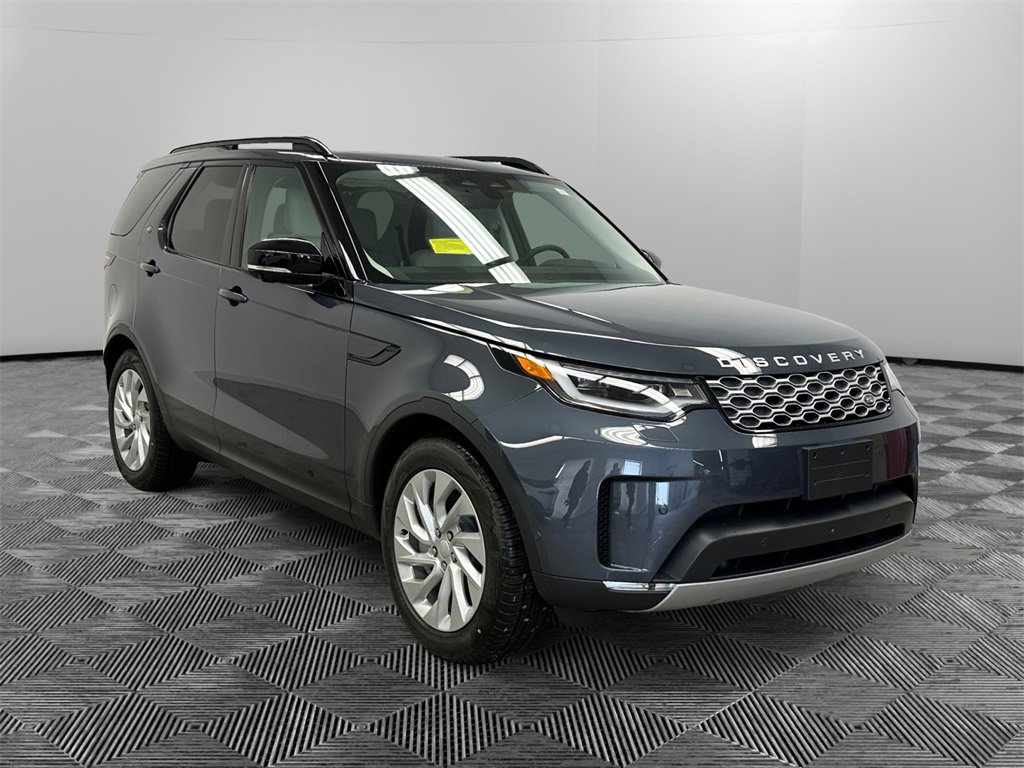 New 2026 Land Rover Discovery S image 7