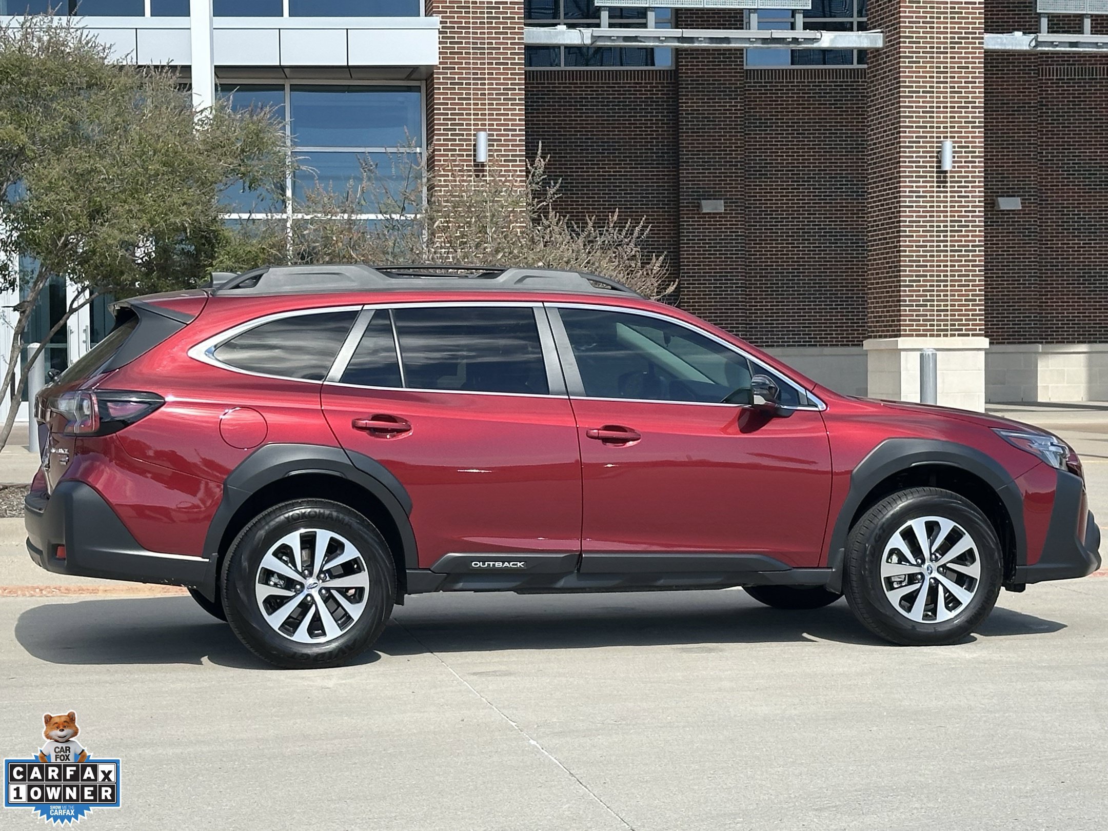 Used 2025 Subaru Outback Premium AWD/4WD image 4