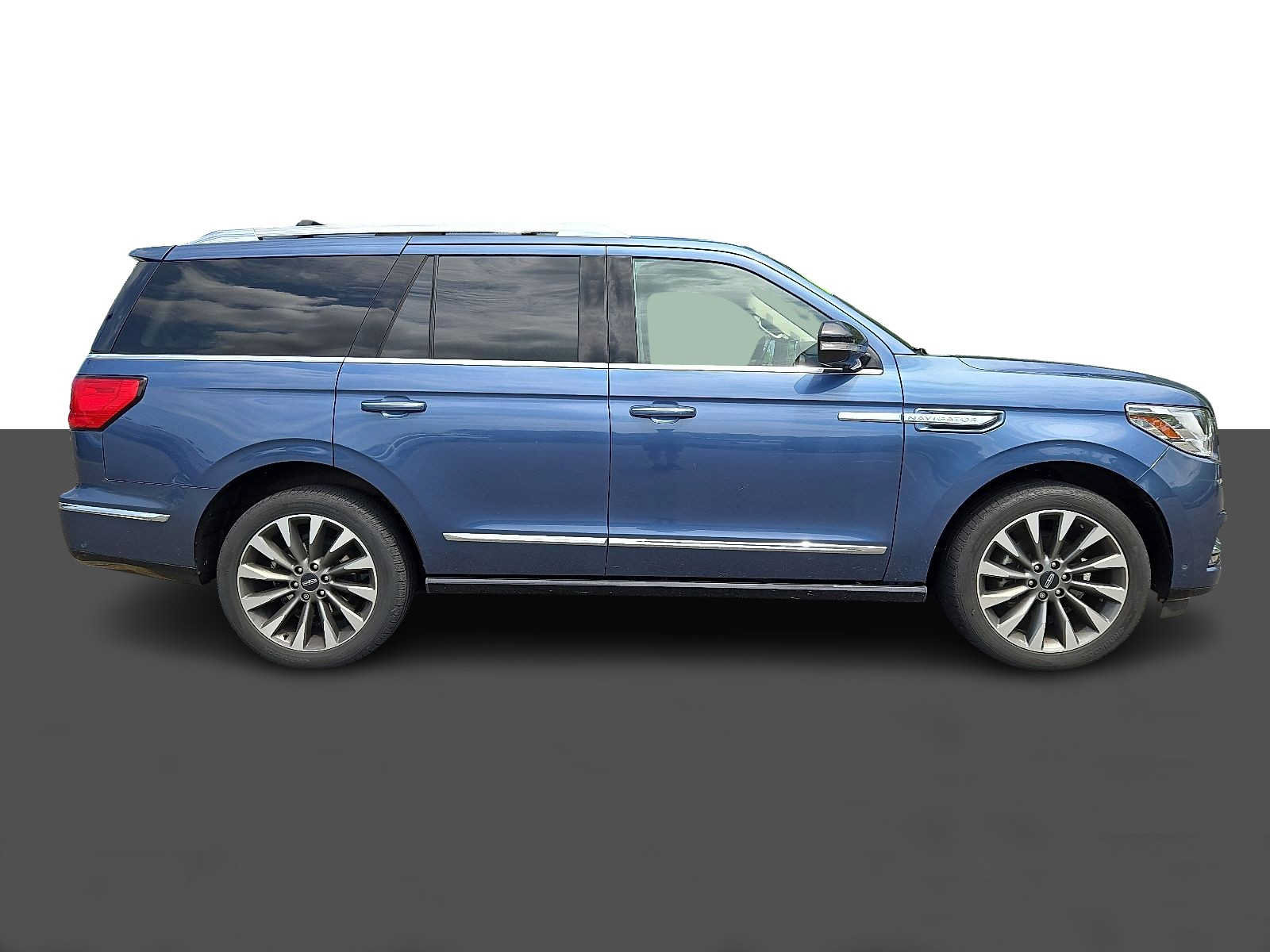 Used 2020 Lincoln Navigator Reserve w/ Luxury Package AWD/4WD image 7